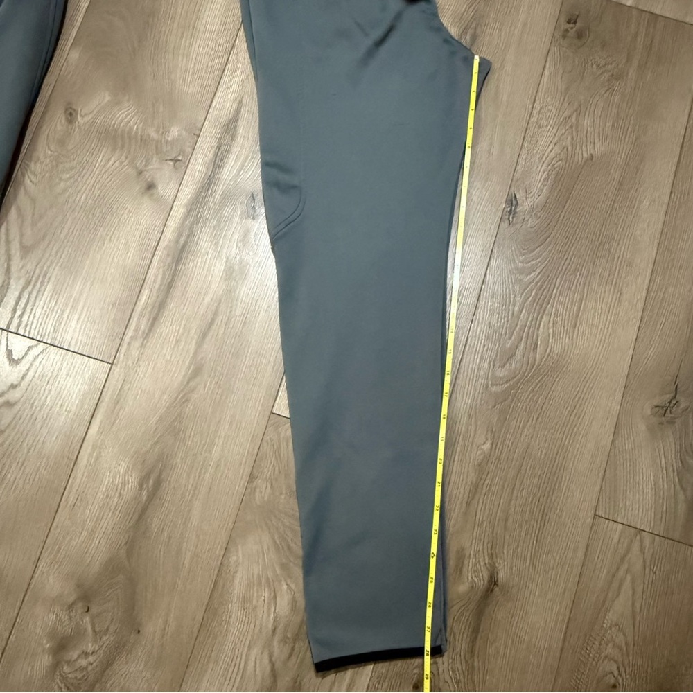 Under Armour Black and Gray Armour Fleece Men’s Pants - Set of 3 - Picture 7 of 15